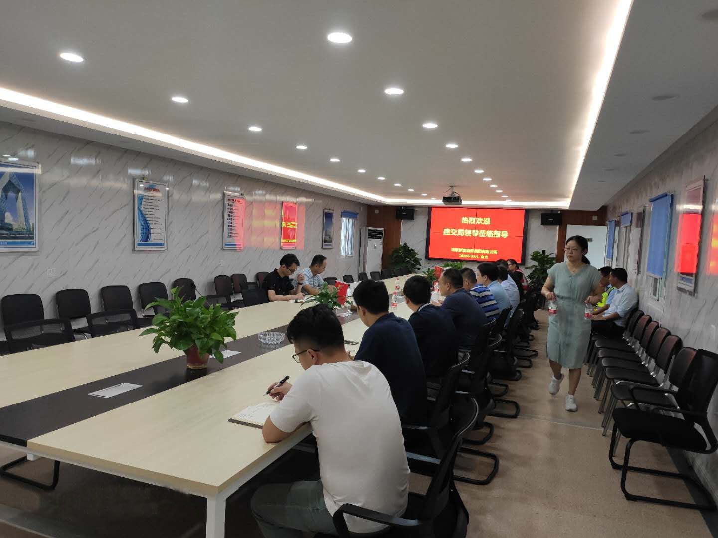 江北新区建交纪工委莅临NG娱乐集团建设项目开展现场安全生产督导