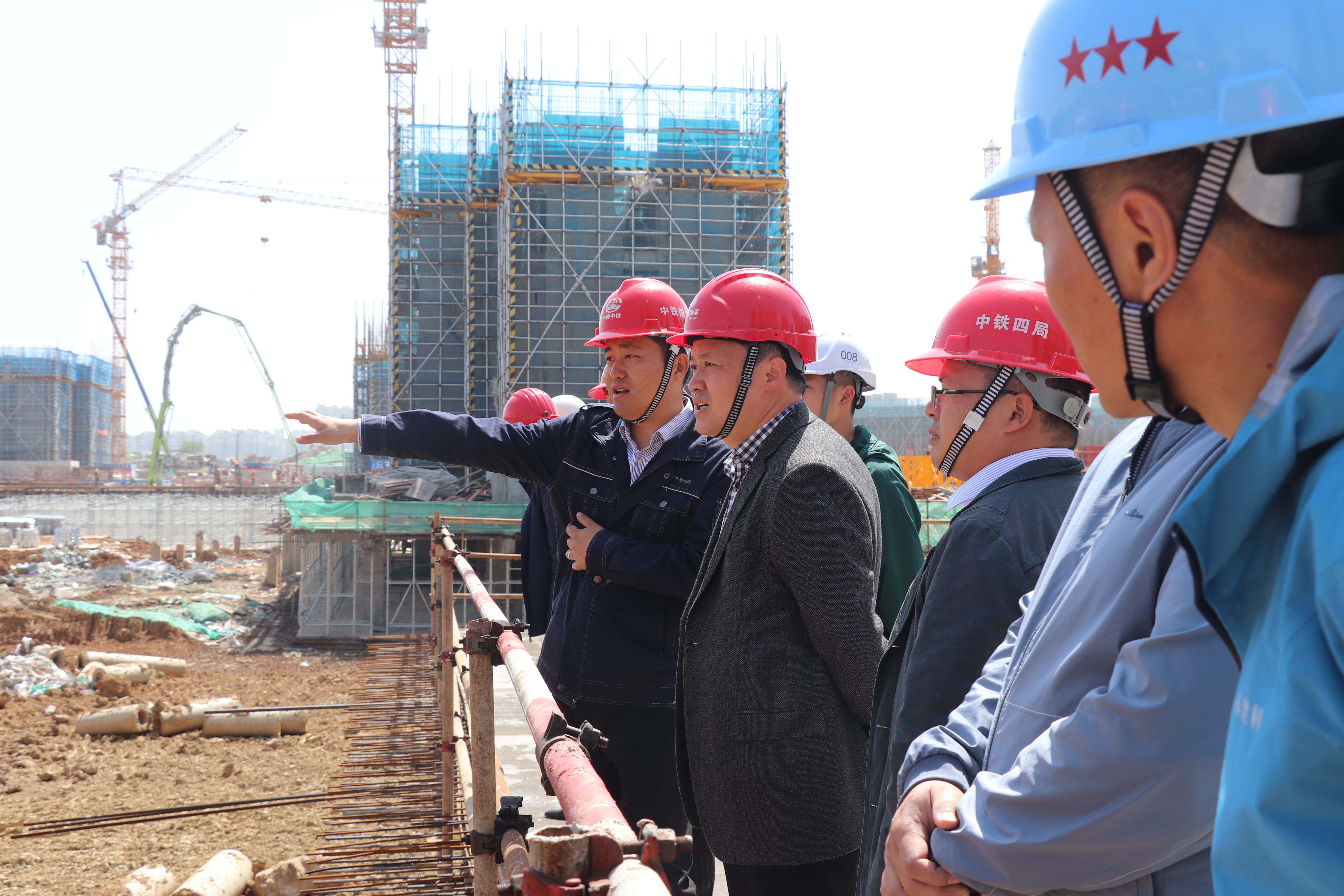 确保建筑工地安全生产平稳  NG娱乐集团开展节前安全生产大检查